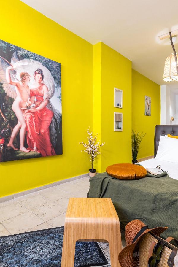 Erato “Wrapped In Myrtle And Roses” Apartment เทสซาโลนิกิ ภายนอก รูปภาพ