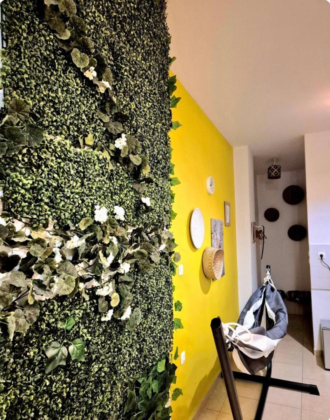 Erato “Wrapped In Myrtle And Roses” Apartment เทสซาโลนิกิ ภายนอก รูปภาพ